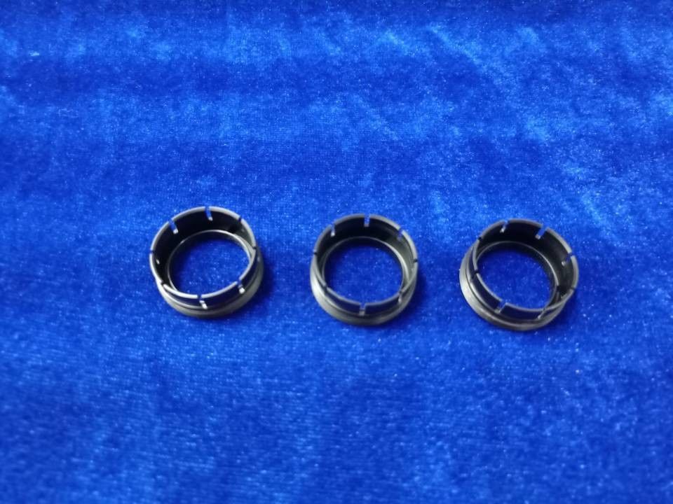 袖のガスケット リング洗濯機のシールを滑らせる黒いPOMのアセタール共重合体のバッフル リング